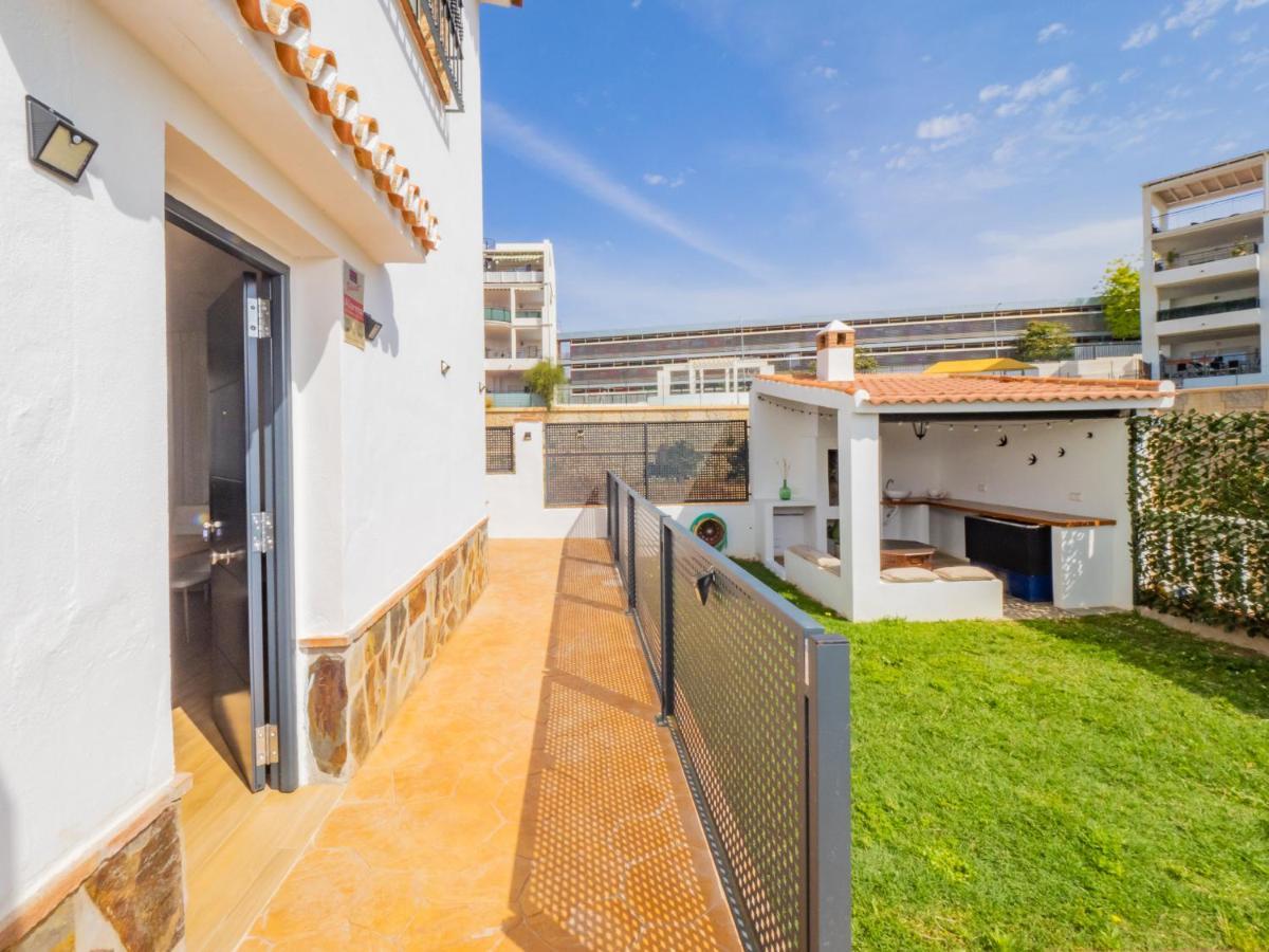 Cubo'S Hostal William'S Sunny 2 With Breakfast Torre de Benagalbon Extérieur photo