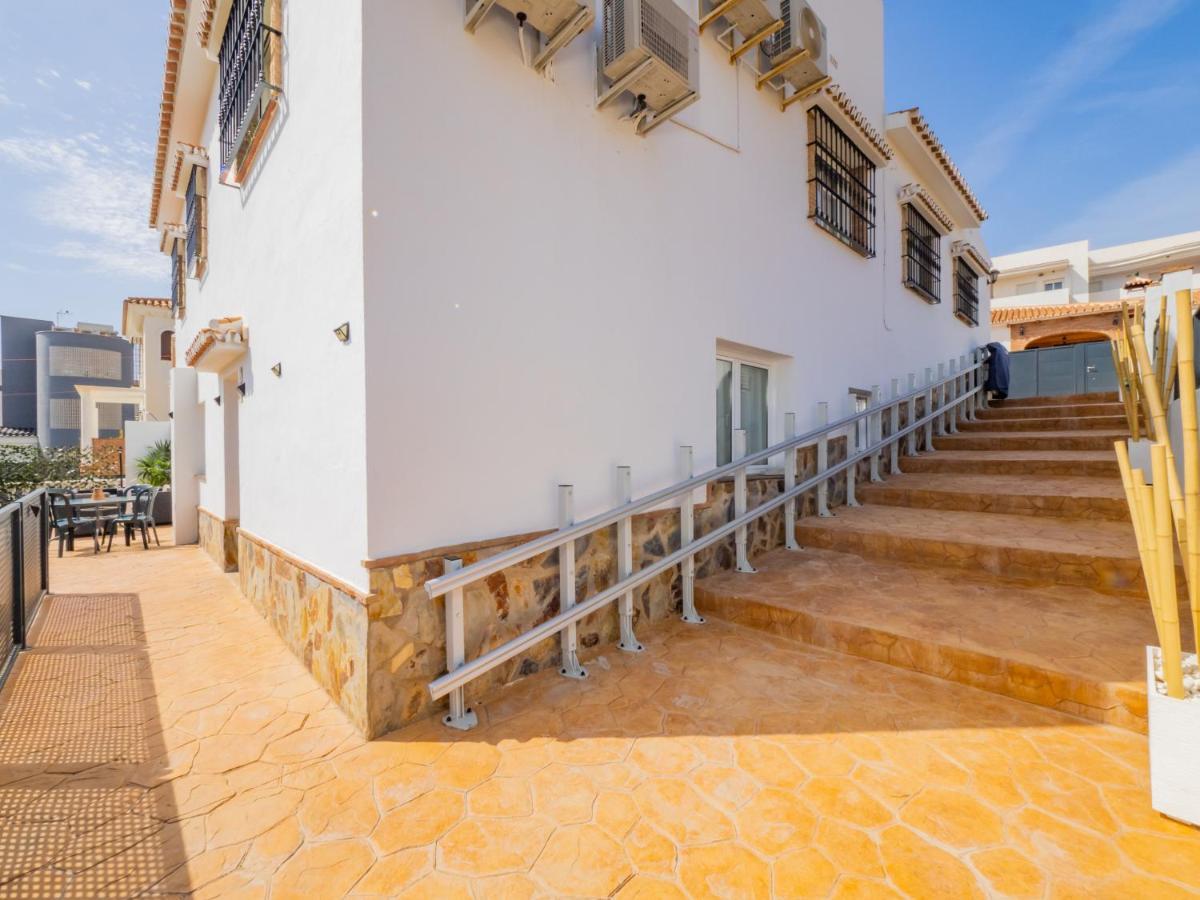 Cubo'S Hostal William'S Sunny 2 With Breakfast Torre de Benagalbon Extérieur photo